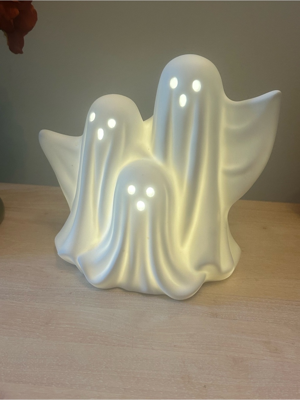 Scentsy Boo Crew wax warmer. Used like new.